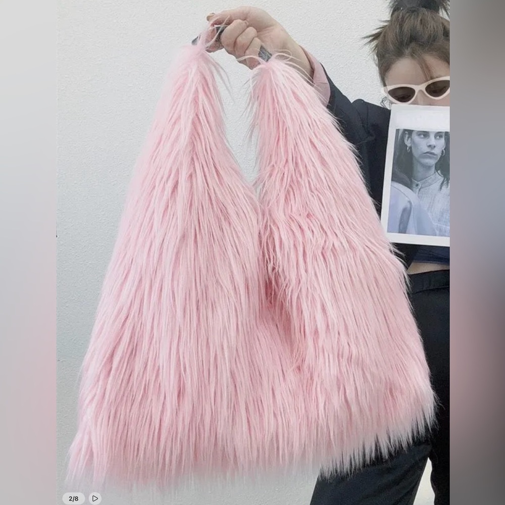 New! X-Large light Pink Hobo Bag Mod 60's style Furry Fluffy